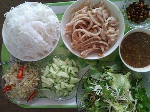 thực đơn hàng ngày tiết kiệm thứ 10