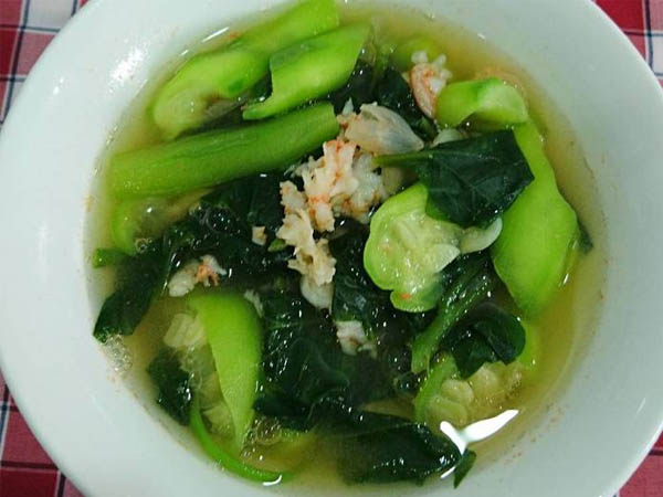 canh mướp mồng tơi
