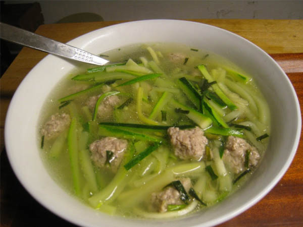 Canh bí đao thịt băm