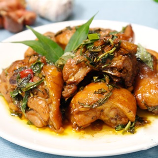 Cách làm món thịt gà kho rau răm thơm ngon cho ngày lạnh
