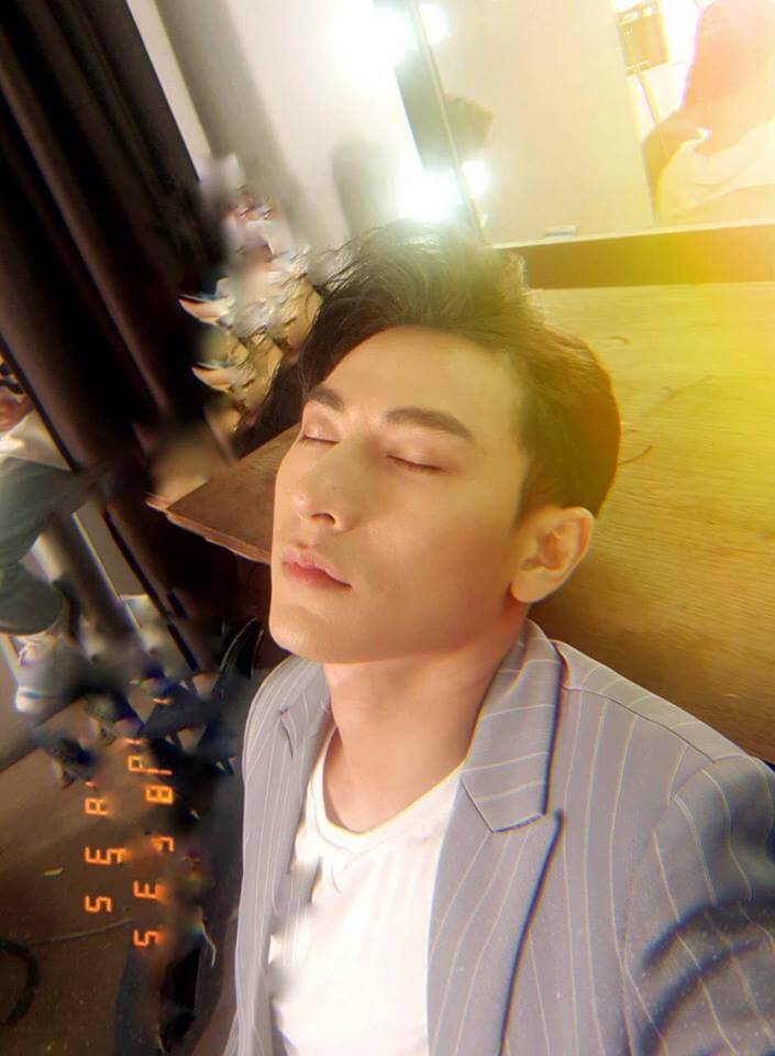 Lật tẩy những khoảnh khắc sống ảo của sao Việt chứng minh câu “nghệ thuật là ánh trăng lừa dối”