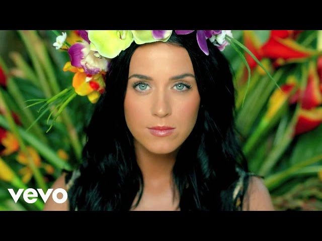 Roar - Katy Perry (Official MV)
